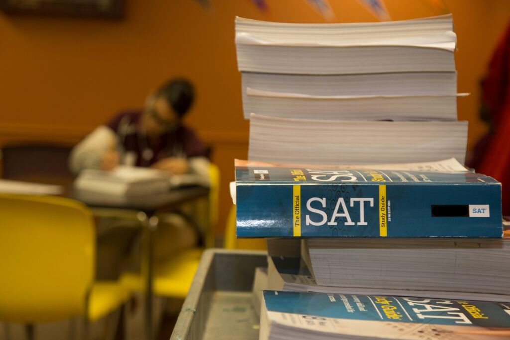 persona que se prepara para el SAT: consejos de estudio para el TDAH